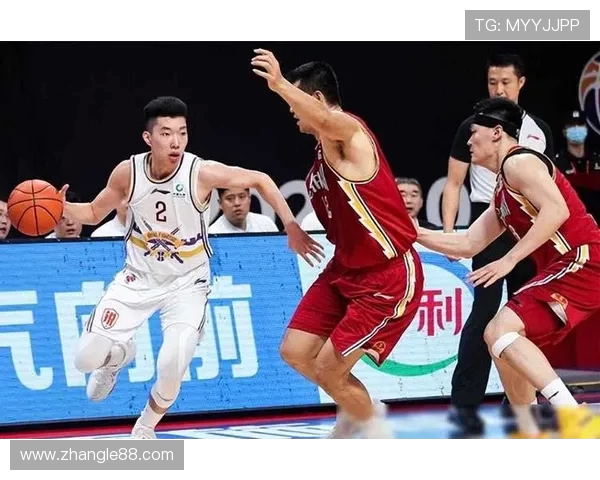 扬州与盐城对决赛事分析：两城足球强队争锋，谁能笑到最后